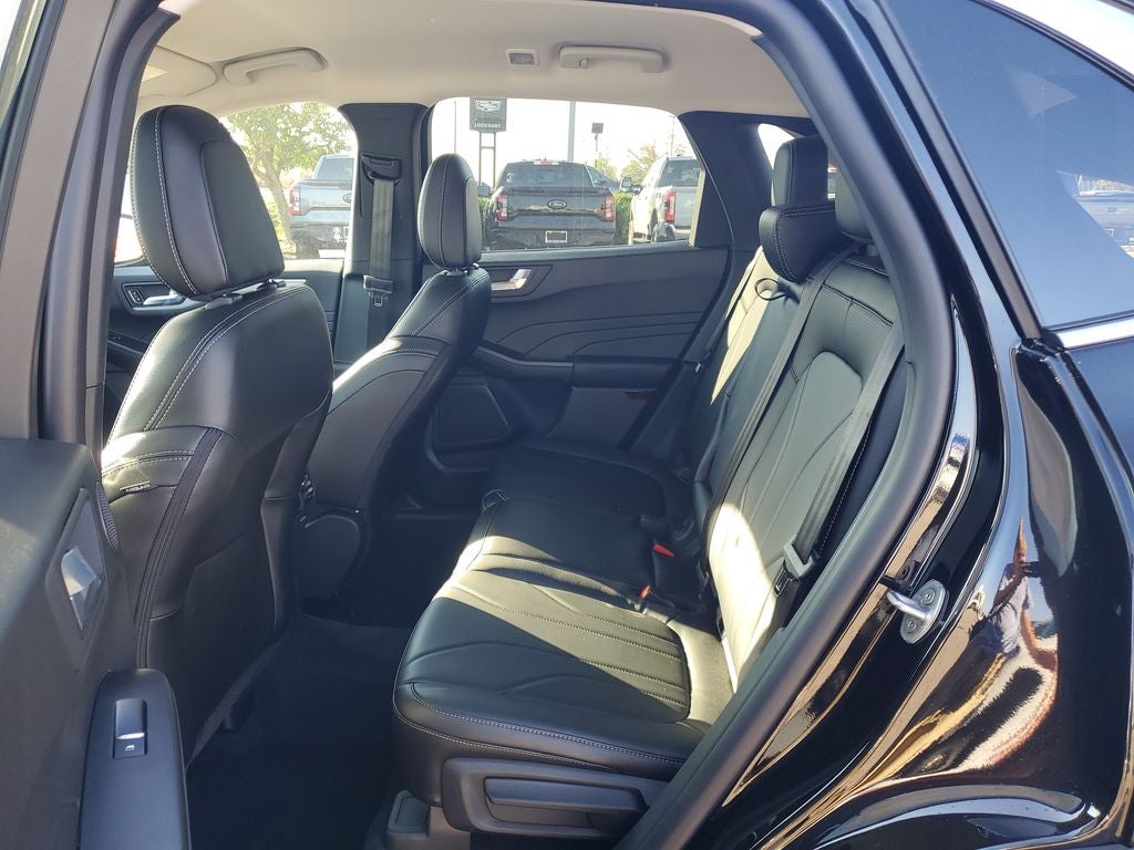 2026 Ford Escape Platinum