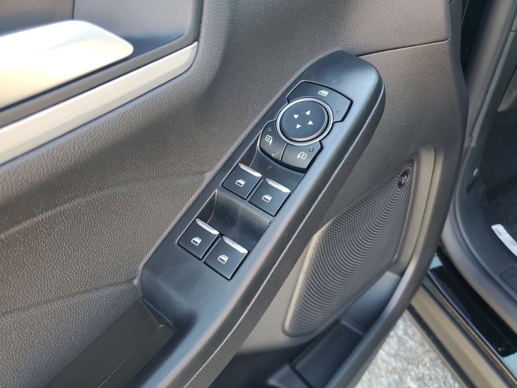 2026 Ford Escape Platinum