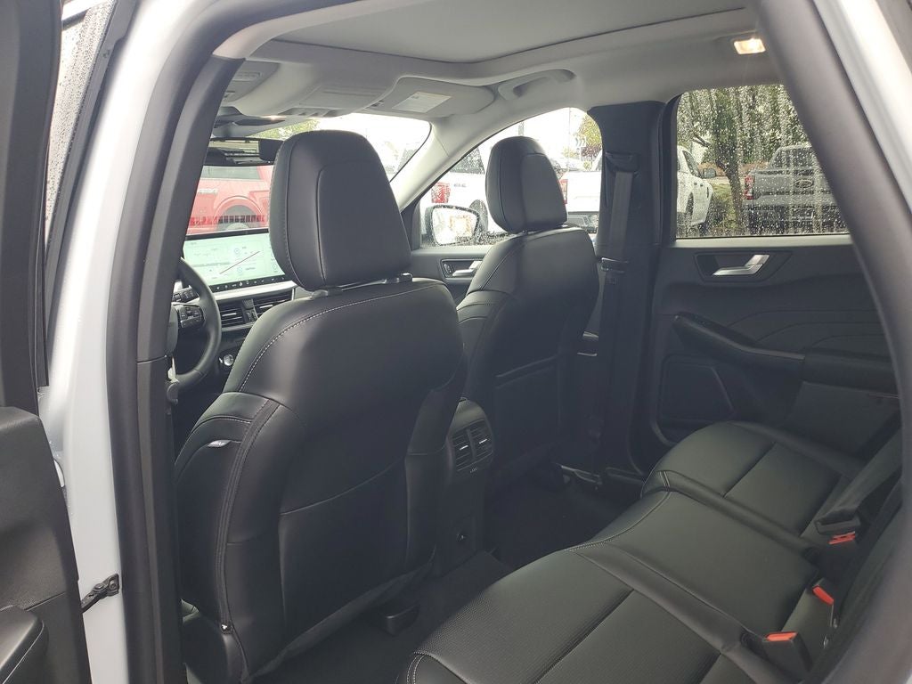 2026 Ford Escape Hybrid Platinum