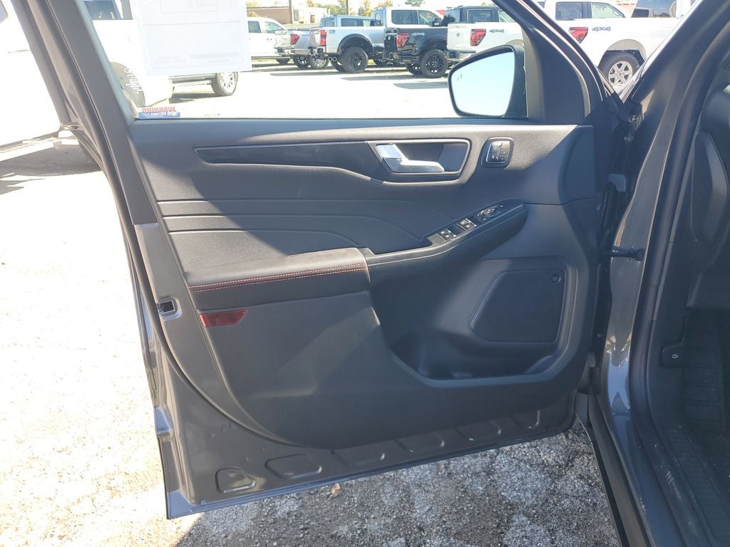 2026 Ford Escape ST-Line Select