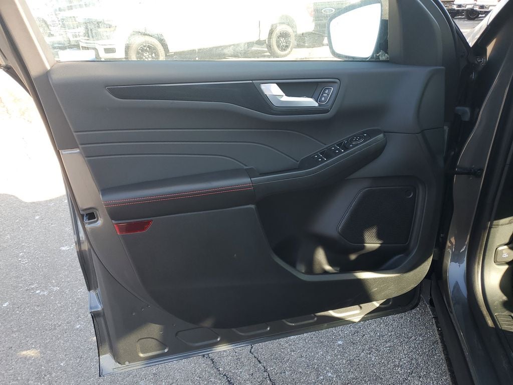 2026 Ford Escape Hybrid ST-Line Select