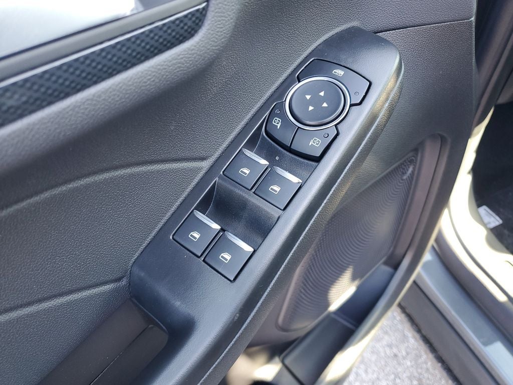 2026 Ford Escape Hybrid ST-Line Select