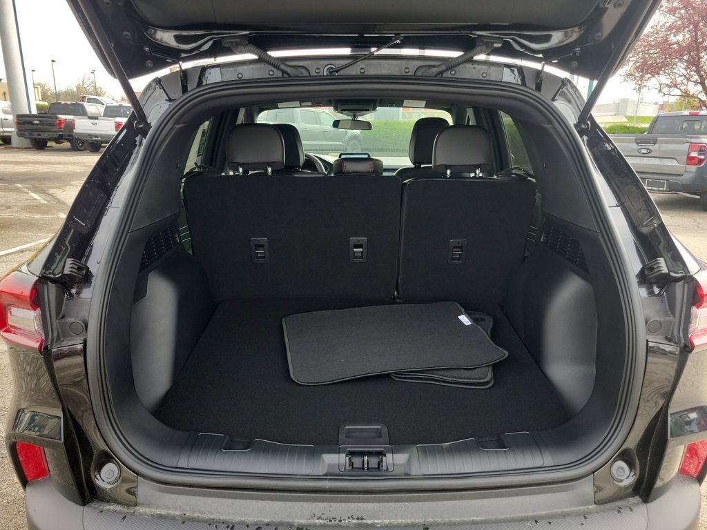 2026 Ford Escape Hybrid ST-Line Select