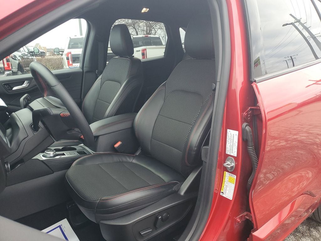 2023 Ford Escape Hybrid ST-Line Select