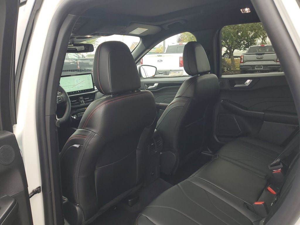 2026 Ford Escape ST-Line Elite