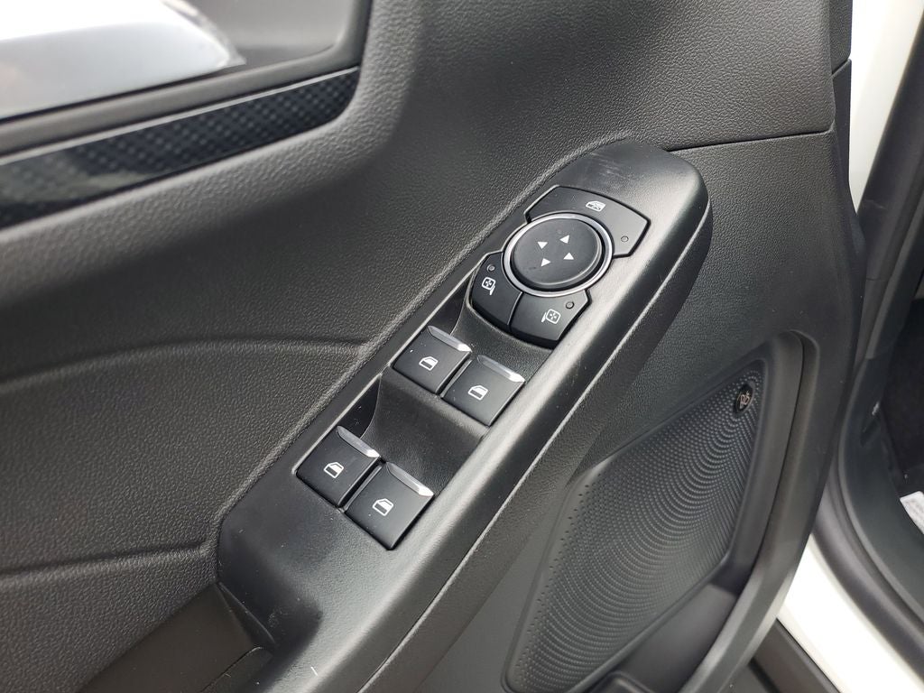 2026 Ford Escape ST-Line Elite