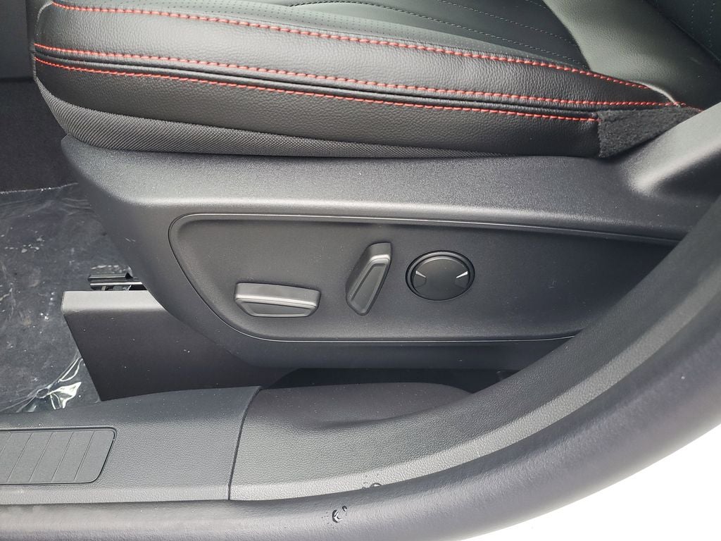 2026 Ford Escape ST-Line Elite