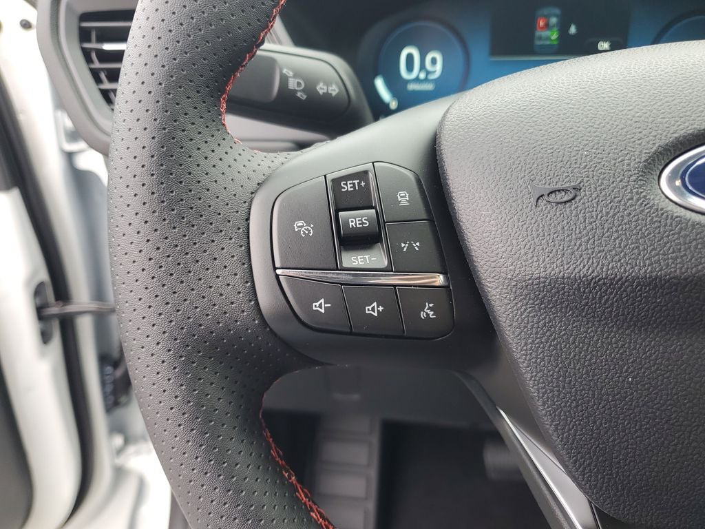 2026 Ford Escape ST-Line Elite