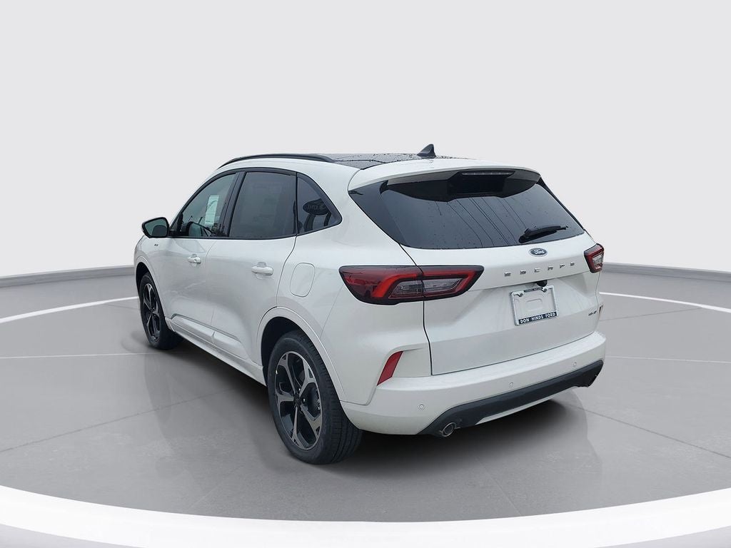2026 Ford Escape ST-Line Elite