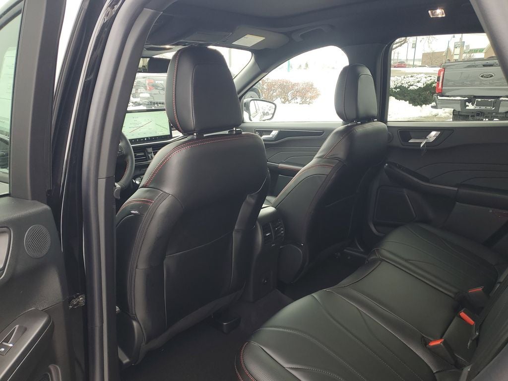 2026 Ford Escape Hybrid ST-Line Elite