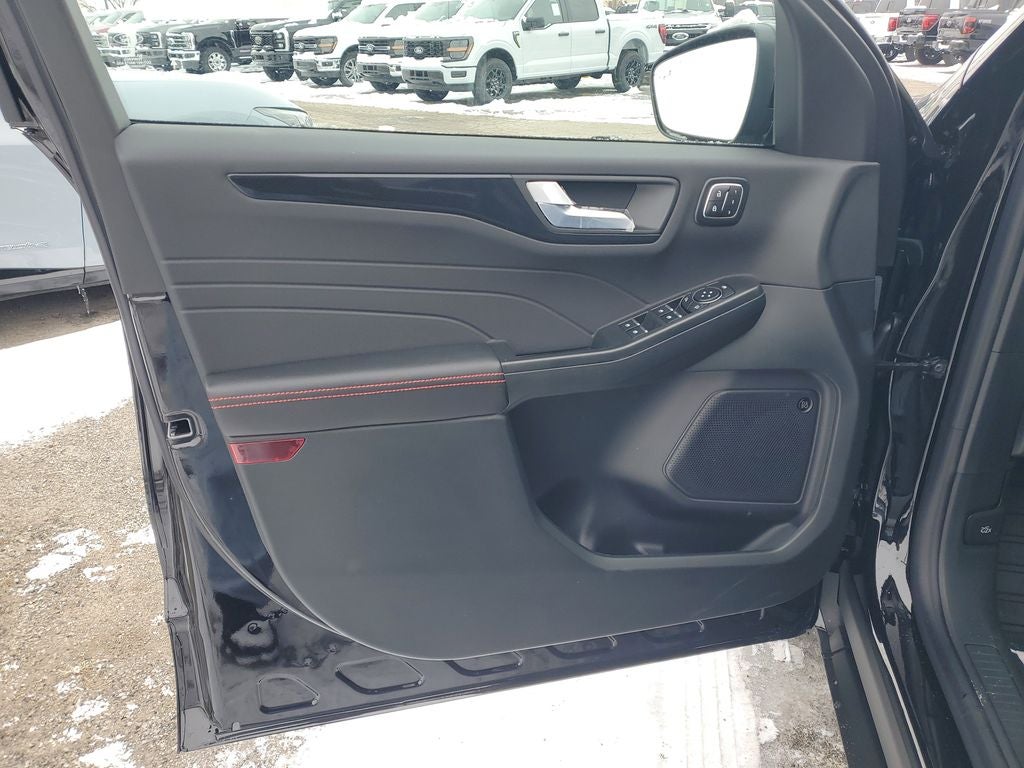 2026 Ford Escape Hybrid ST-Line Elite