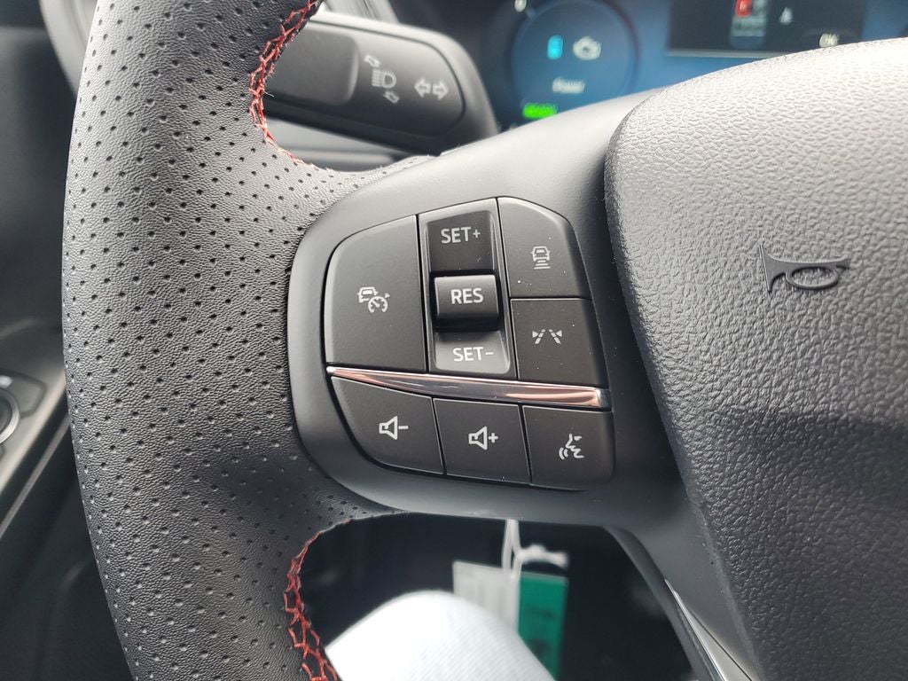 2026 Ford Escape Hybrid ST-Line Elite