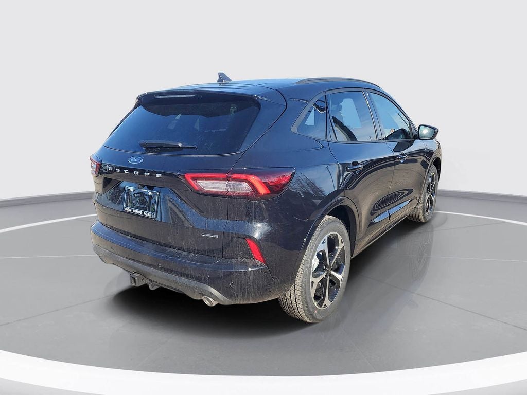 2026 Ford Escape Hybrid ST-Line Elite