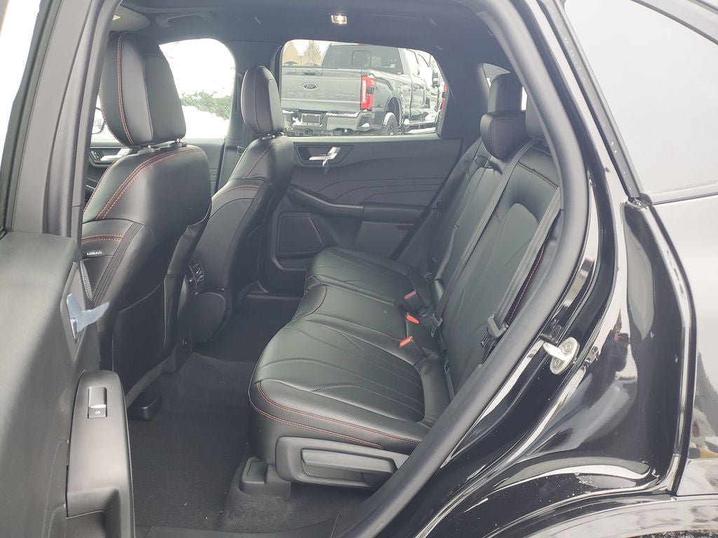 2026 Ford Escape Hybrid ST-Line Elite