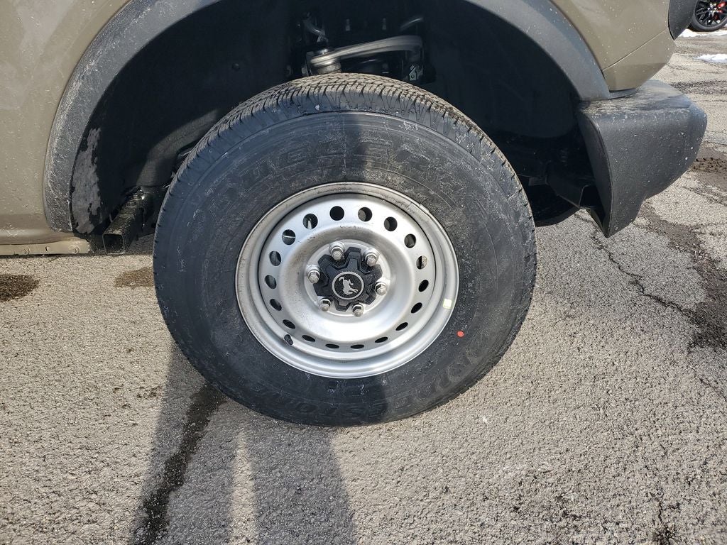 2025 Ford Bronco Base