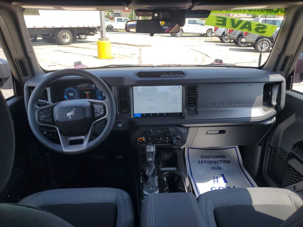 2025 Ford Bronco Base