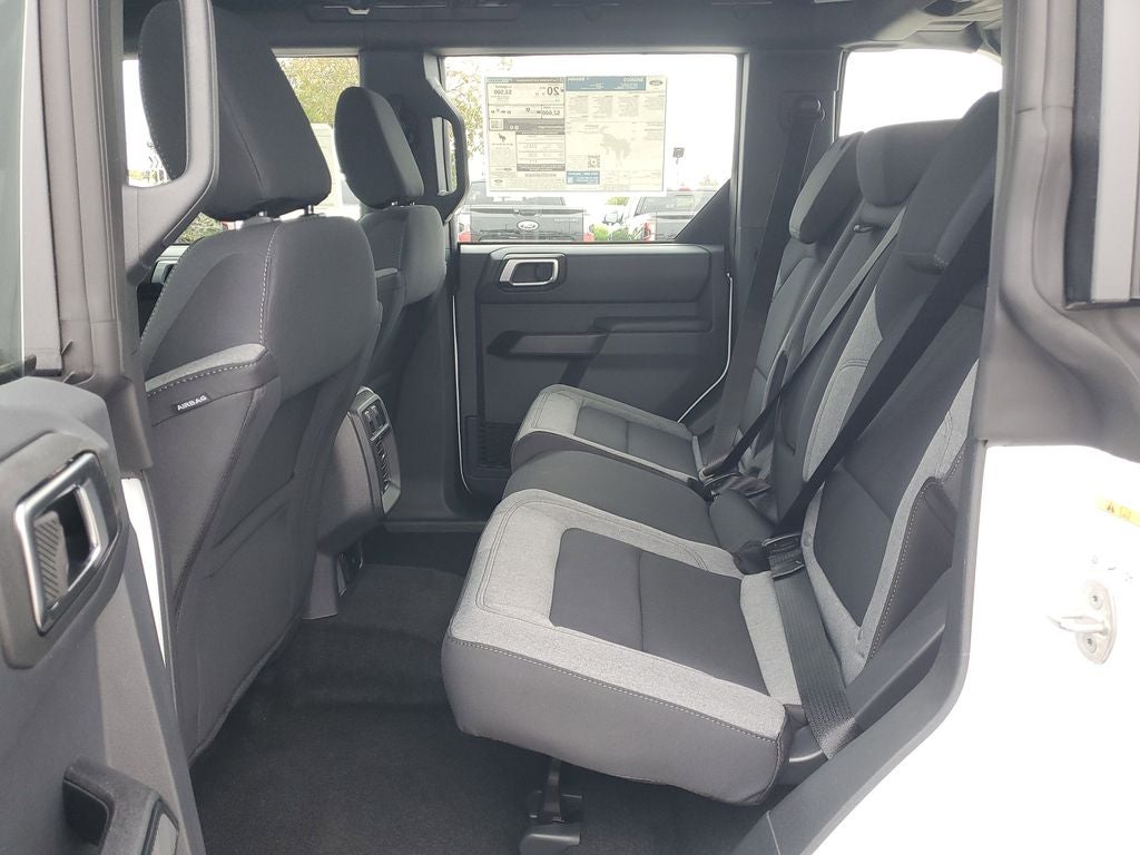 2025 Ford Bronco Base