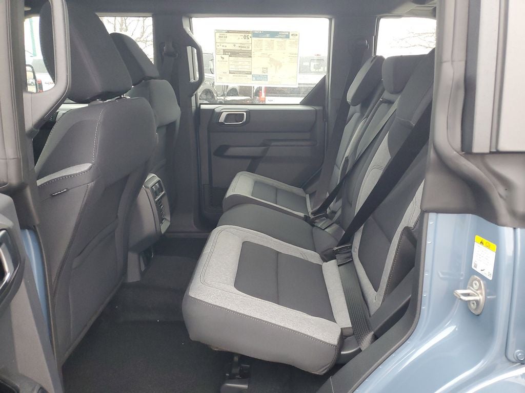 2025 Ford Bronco Base