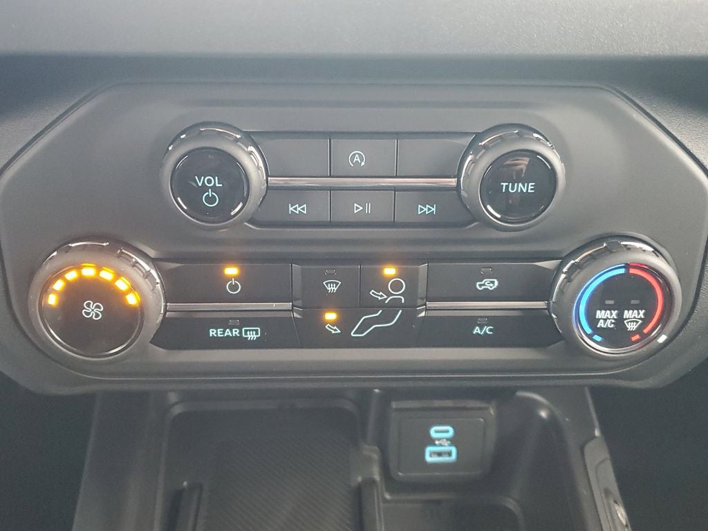 2025 Ford Bronco Base