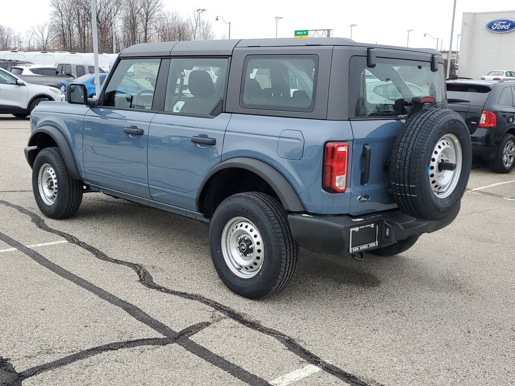 2025 Ford Bronco Base