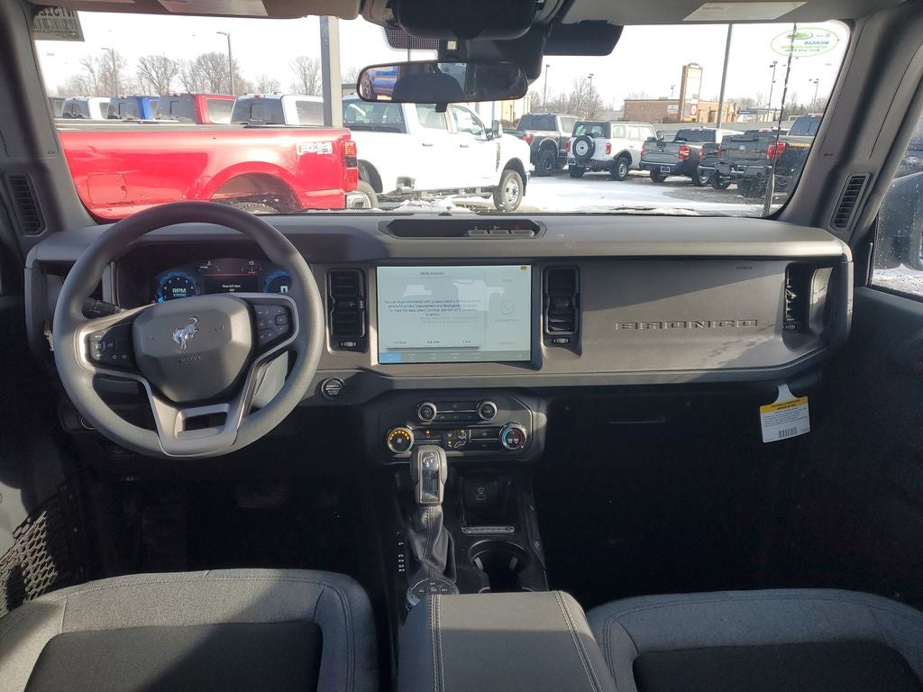 2025 Ford Bronco Base