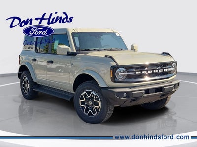 2026 Ford Bronco Outer Banks