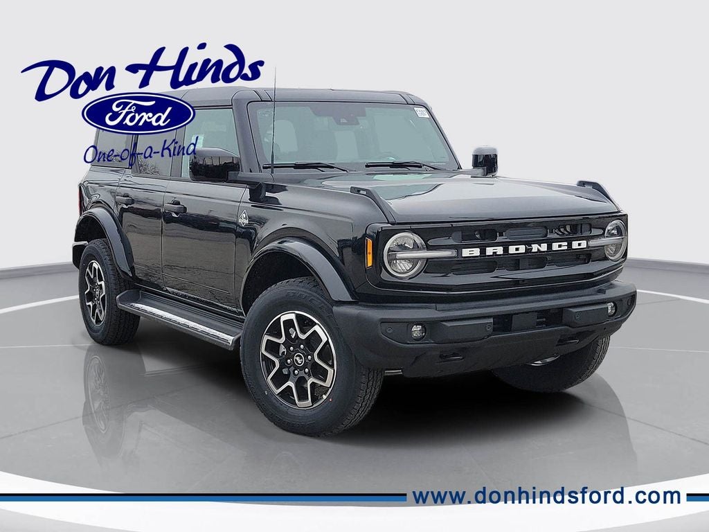 2026 Ford Bronco Outer Banks