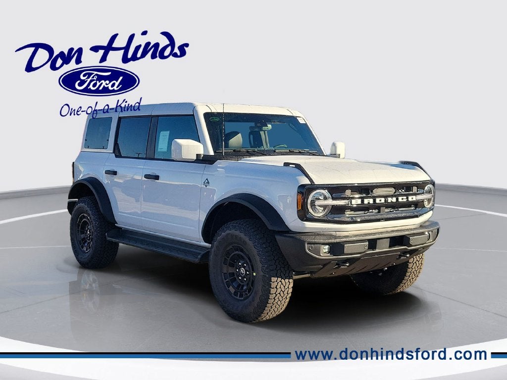 2026 Ford Bronco Outer Banks
