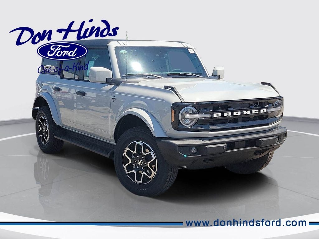 2026 Ford Bronco Outer Banks 4x4's photo