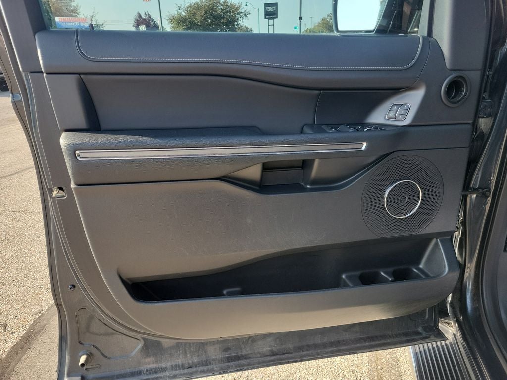 2022 Ford Expedition Max XLT