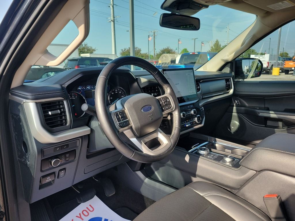 2022 Ford Expedition Max XLT