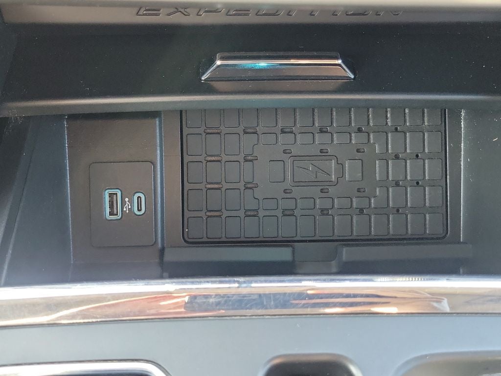 2022 Ford Expedition Max XLT