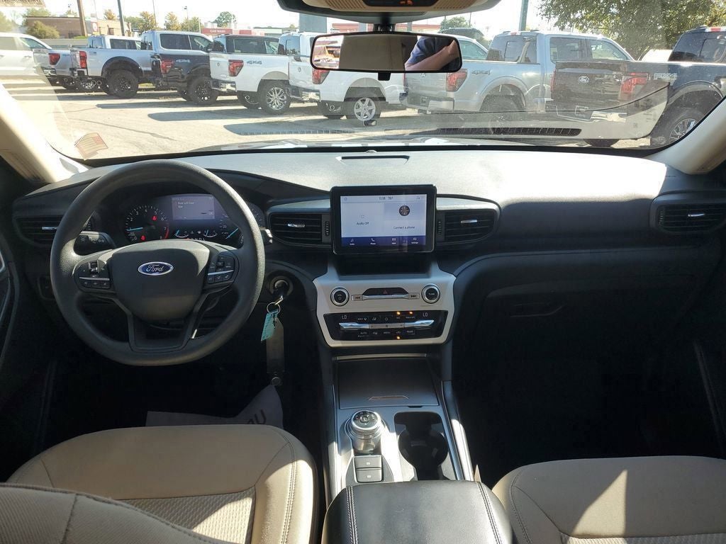 2021 Ford Explorer Base