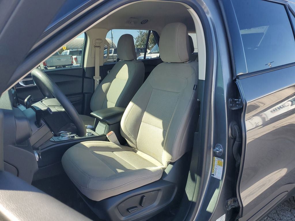 2021 Ford Explorer Base