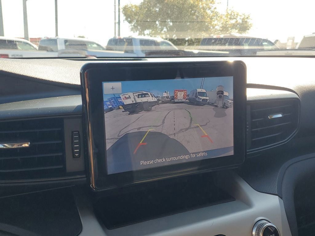 2021 Ford Explorer Base