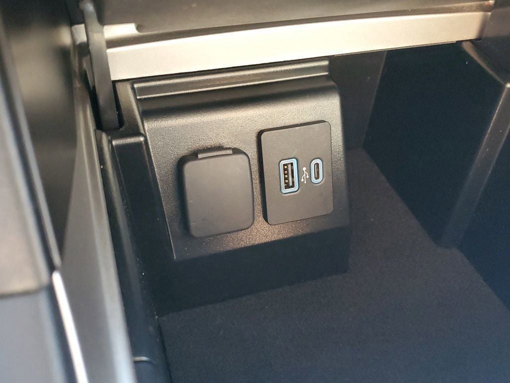 2021 Ford Explorer Base