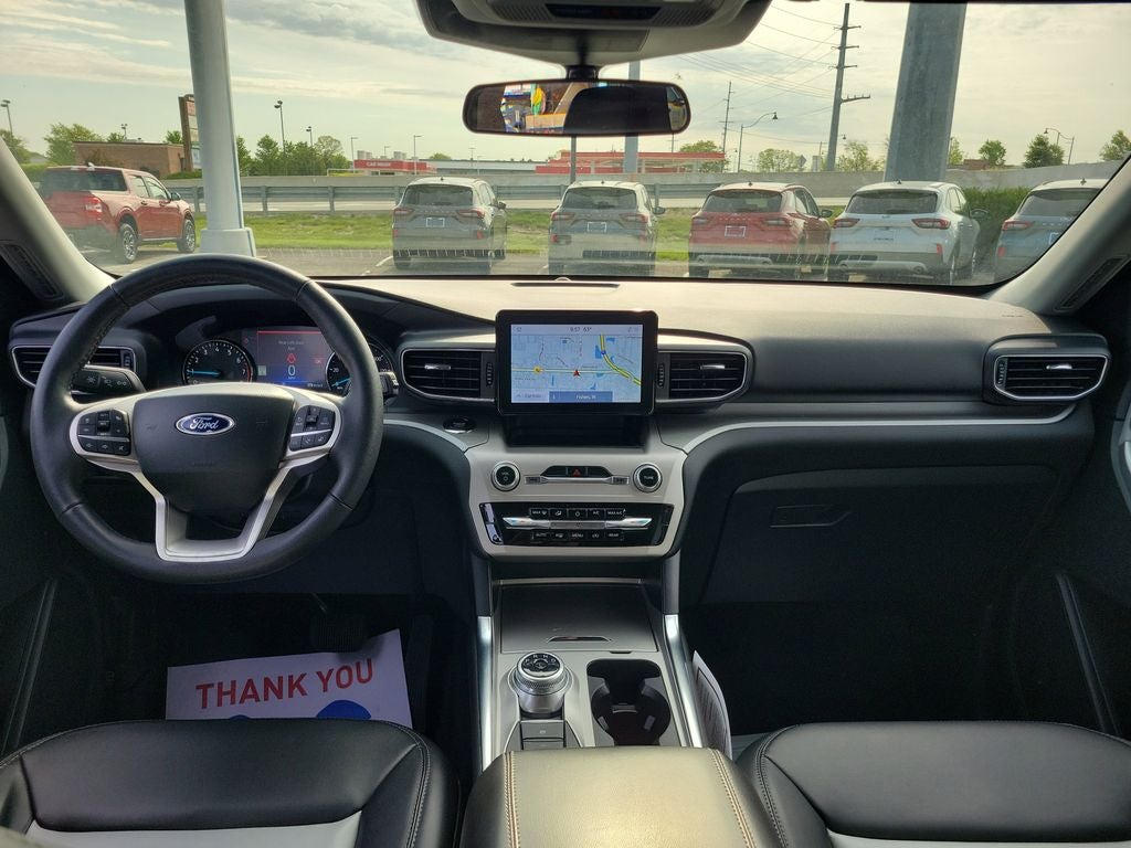 2023 Ford Explorer XLT