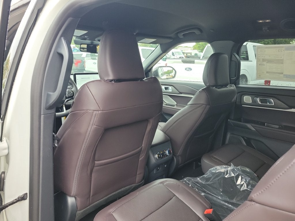 2027 Ford Explorer Platinum