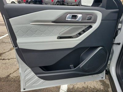 2027 Ford Explorer Platinum