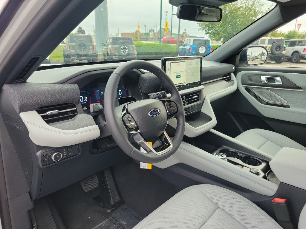 2027 Ford Explorer Platinum