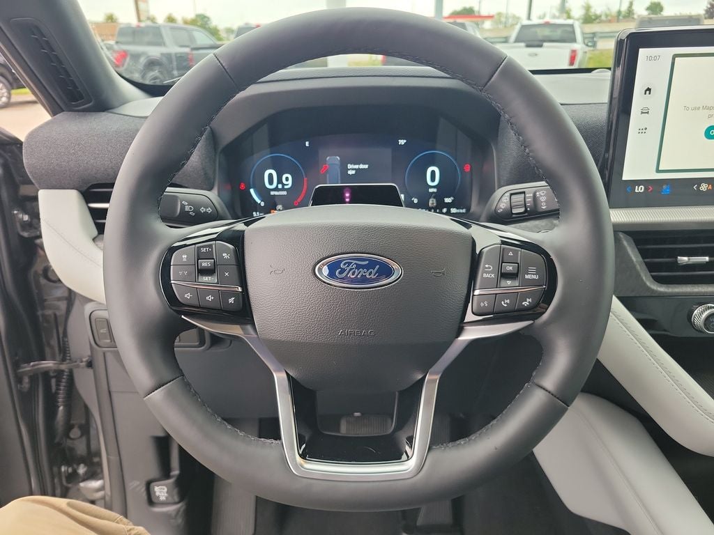 2027 Ford Explorer Platinum