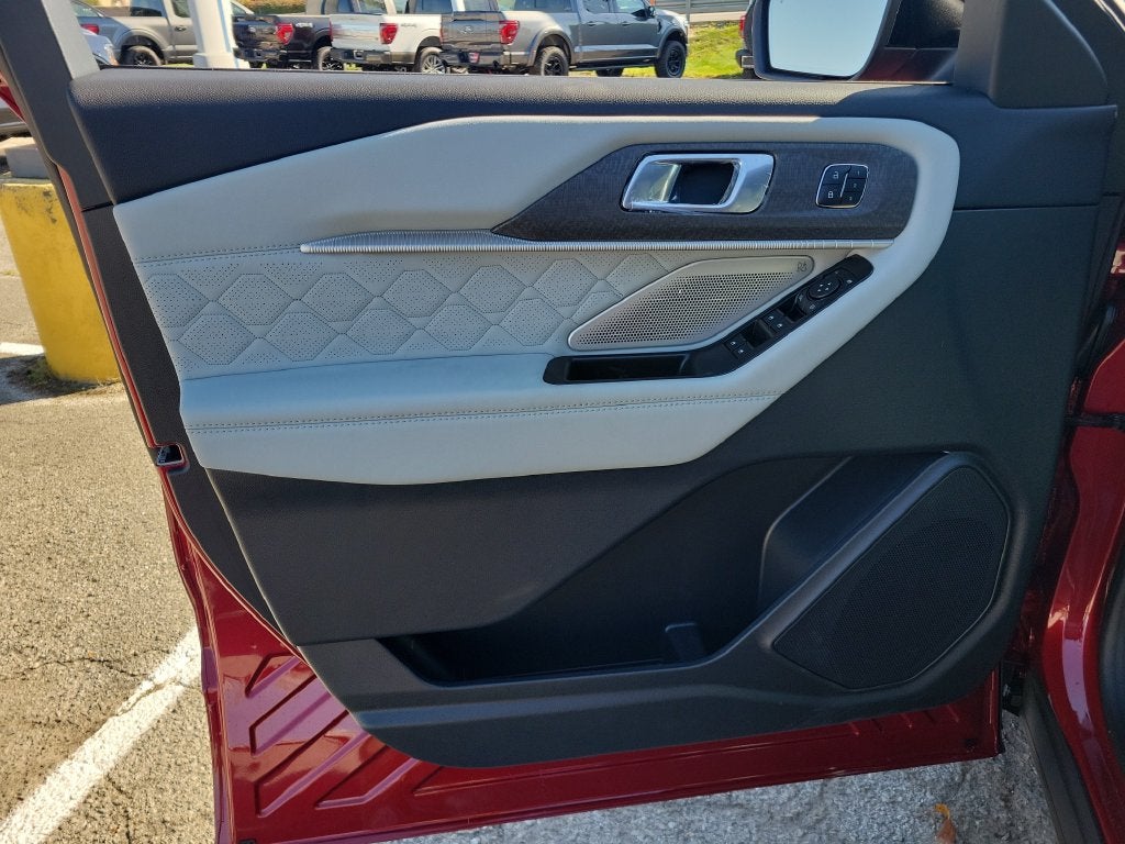 2027 Ford Explorer Platinum