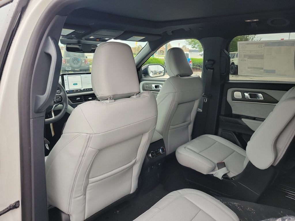 2027 Ford Explorer Platinum