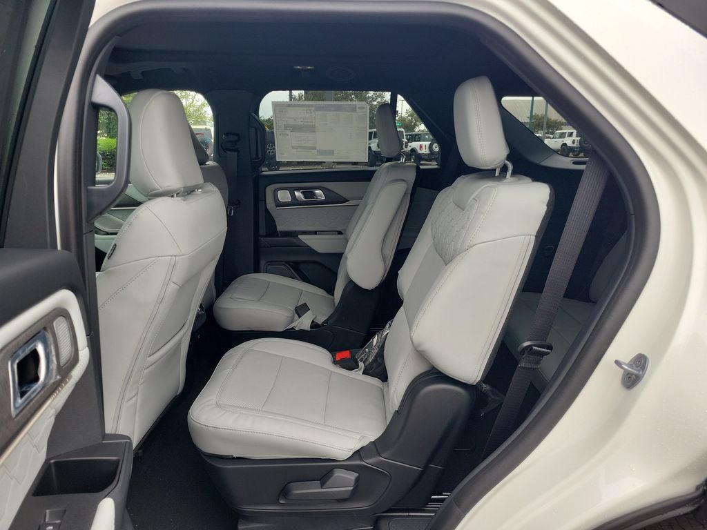 2027 Ford Explorer Platinum