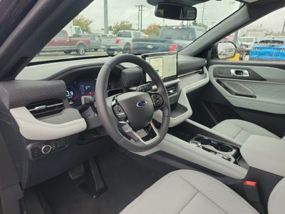 2027 Ford Explorer Platinum