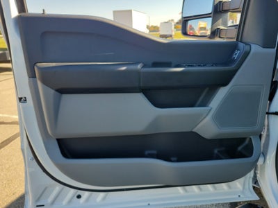 2027 Ford F-250SD XL