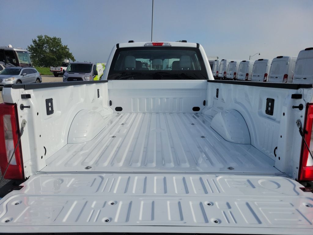 2027 Ford F-250SD XL