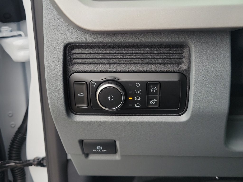 2027 Ford F-250SD XLT