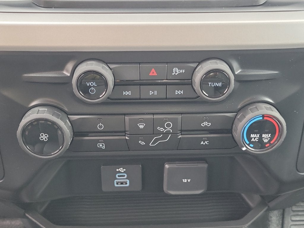 2027 Ford F-250SD XLT