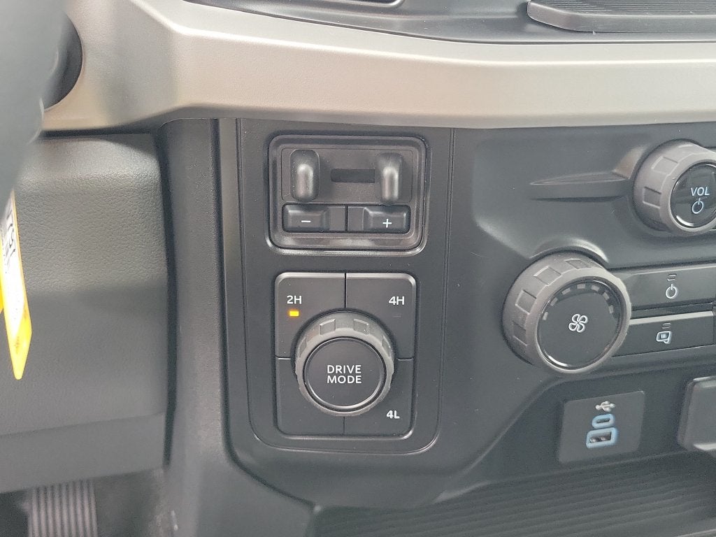 2027 Ford F-250SD XLT